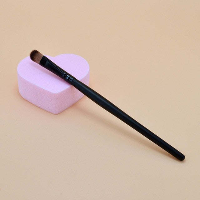 Soft Single Golden Eye Shadow 1PCS Brush With Wooden Hand Soft Eyeshadow Brush Makeup Brush Tool Makeup Tools Hot Dropship TXTB1